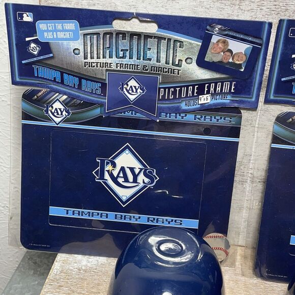 Lot of 4 MLB Tampa Bay Rays: 2 Mini Ice Cream Helmets, 2 Magnetic Picture Frame - Picture 3 of 16